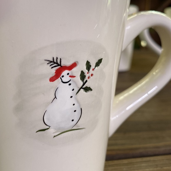 Williams Sonoma Set of 4 Assorted Snowman Decorative Collectible Seasonal Mugs⛄️ - Picture 10 of 16